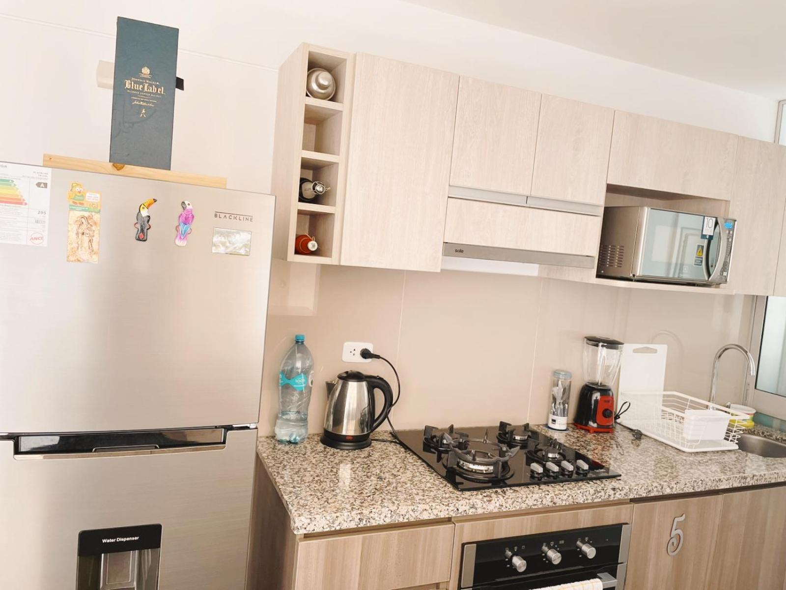 לימה Hermosa Habitacion Privada En Edificio De Estreno Frente Al Metro מראה חיצוני תמונה