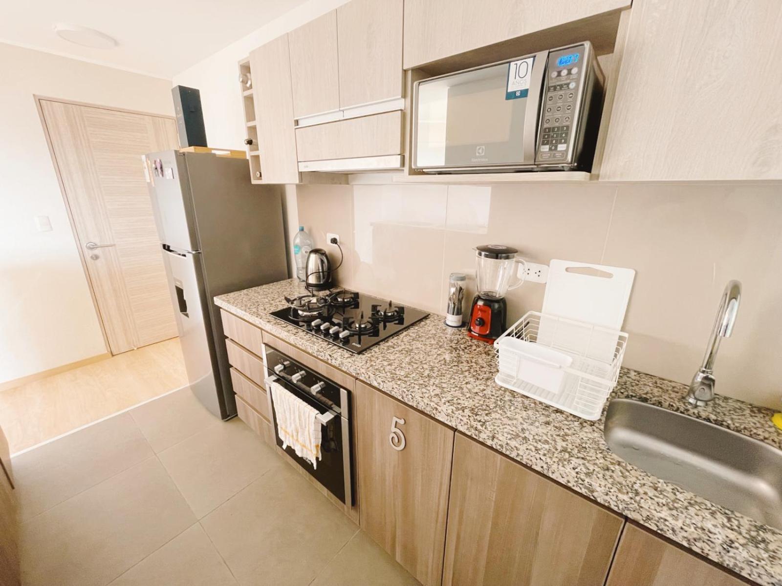לימה Hermosa Habitacion Privada En Edificio De Estreno Frente Al Metro מראה חיצוני תמונה